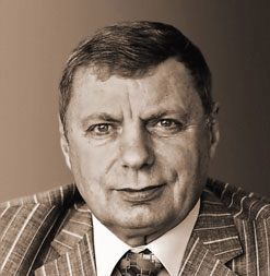 Почетный директор ДонФТИ им. А.А. Галника