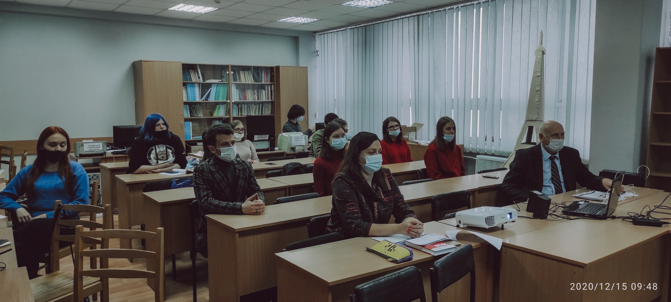Студенты ФИЯ приняли участие в международной видеоконференции «Язык и общество: межкультурные перспективы»