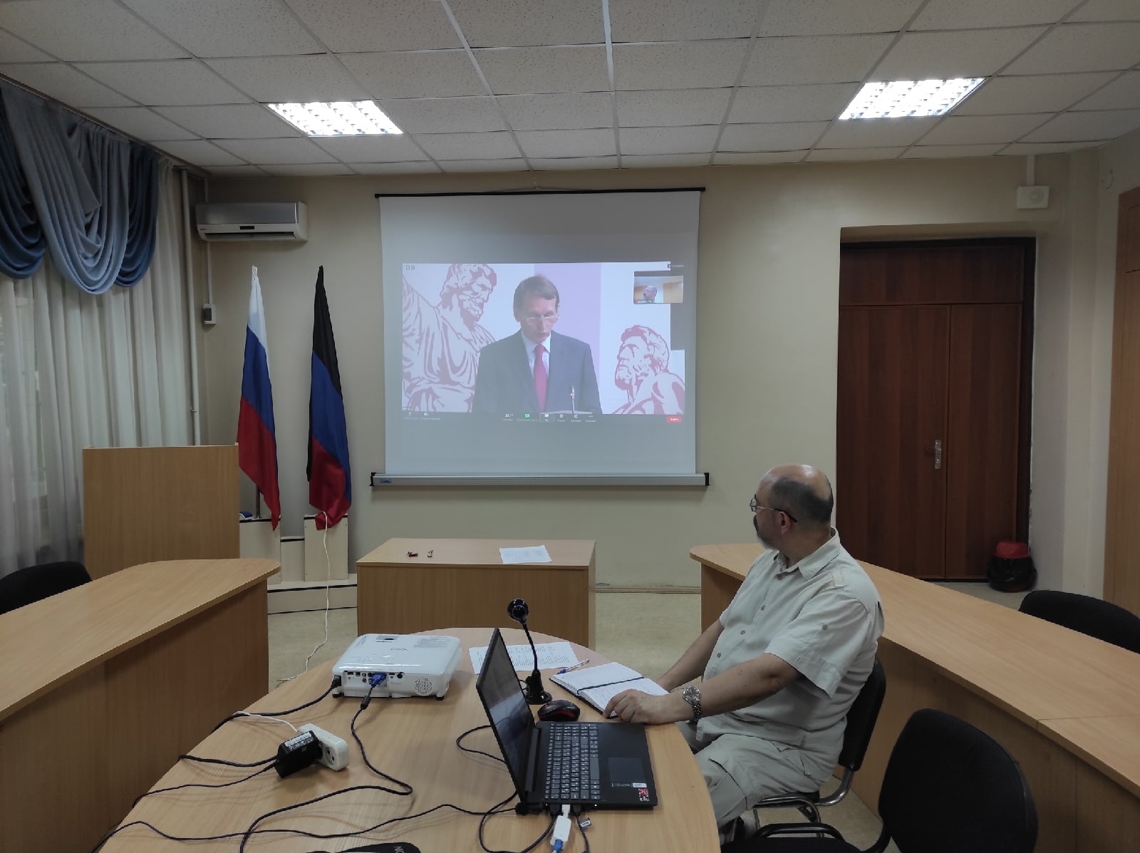 Председатель Совета отделения РИО в ДНР принял участие в Общем собрании Российского исторического общества