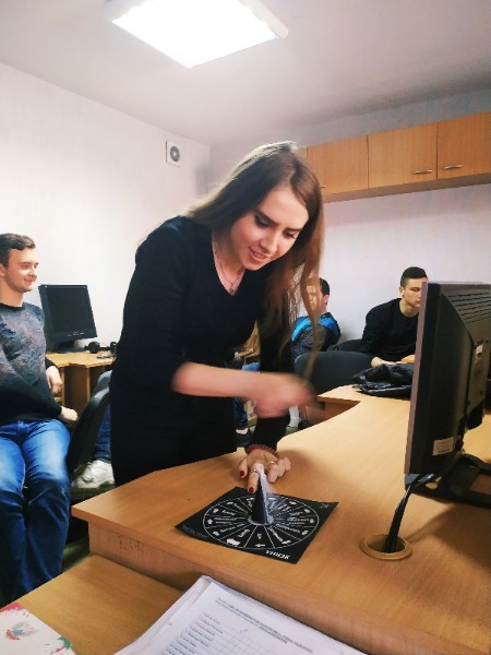 В Учебно-научном институте «Экономическая кибернетика» провели занятия в игровой форме 
