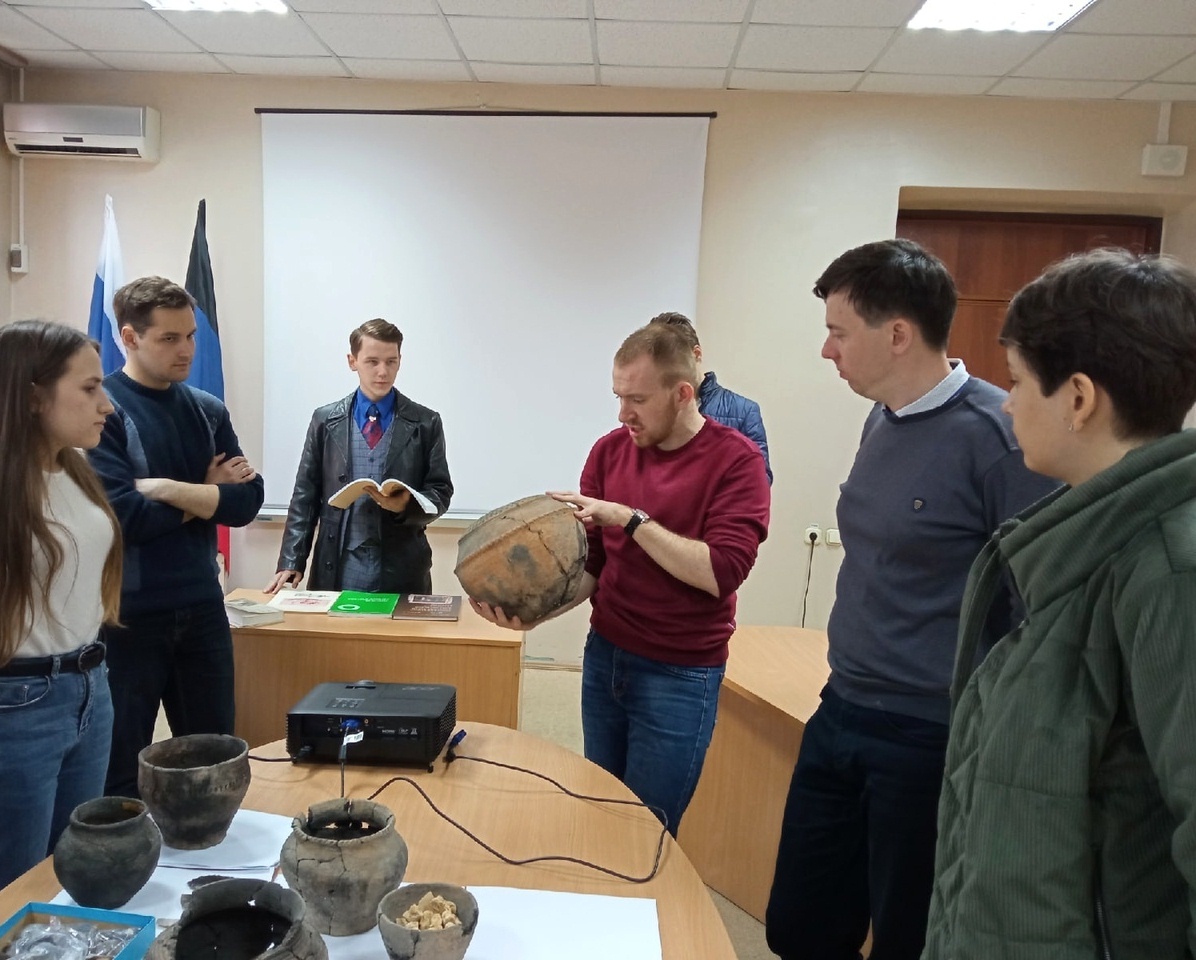 На открытом заседании Студенческого археологического общества обсудили бронзовый век Европейского континента