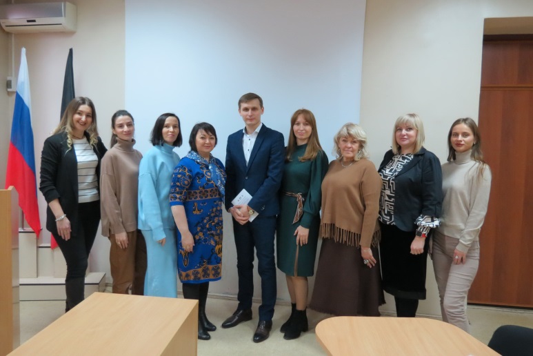 В ДонГУ обсудили управление информацией и документацией в цифровой среде