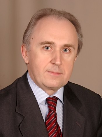 Коллектив ДонГУ поздравляет с юбилеем доктора экономических наук, профессора, заведующего кафедрой финансов и банковского дела Петра Егорова