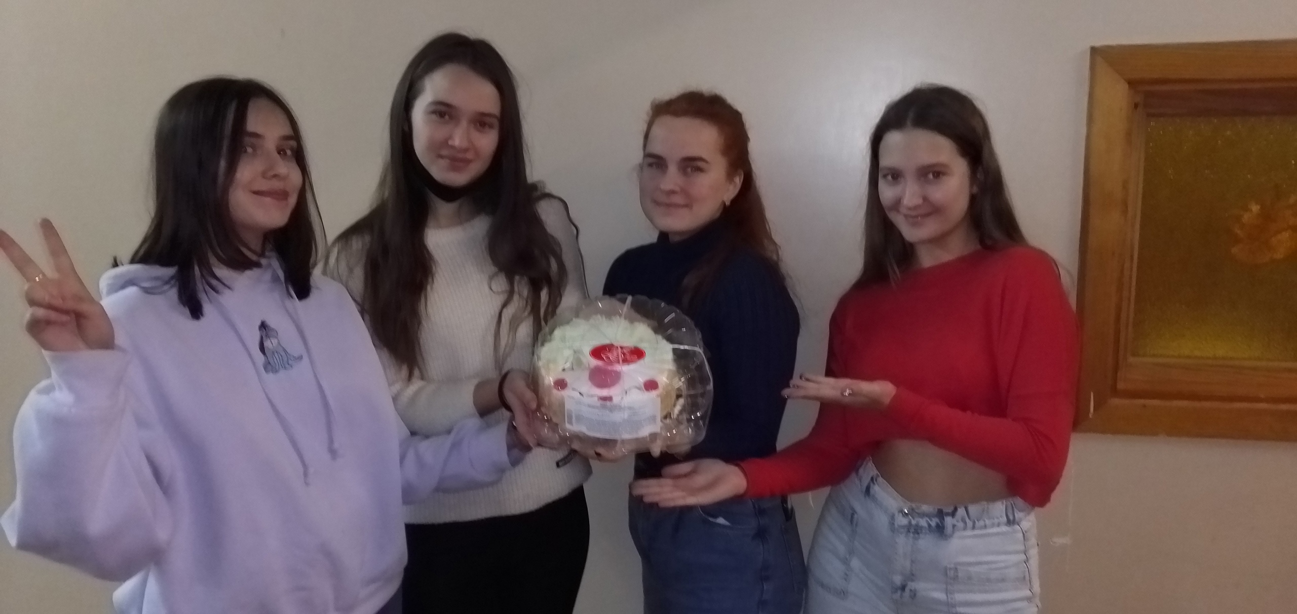 На факультете иностранных языков прошел онлайн-конкурс «Битва-переводчиков»
