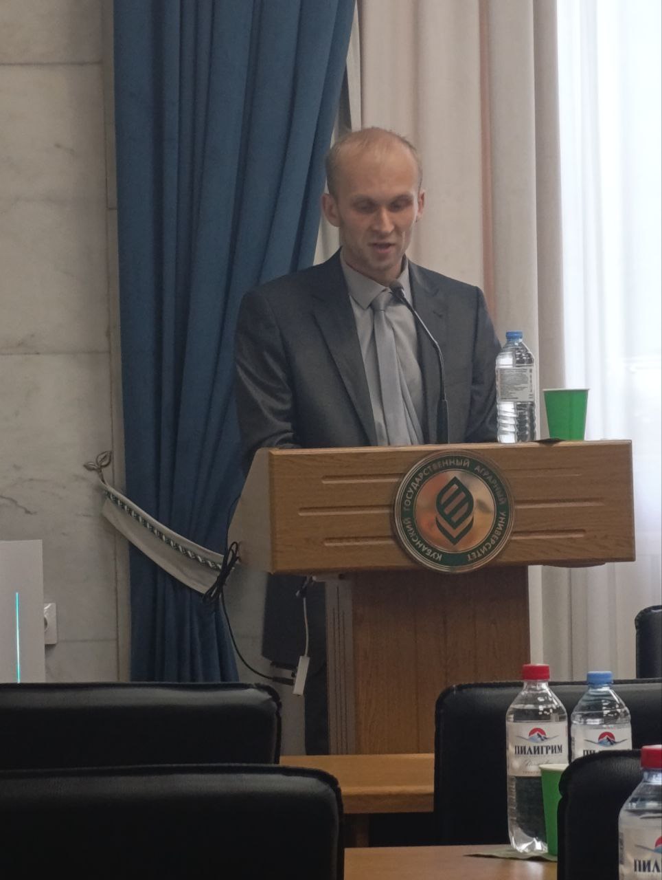 Коллектив ДонГУ поздравляет Дмитрия Шумаева с защитой кандидатской диссертации