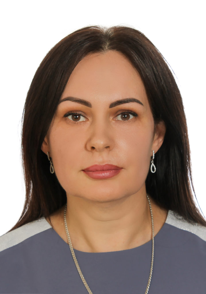 Коллектив ДонНУ поздравляет с юбилеем и.о. декана учетно-финансового факультета Наталью Алексеенко