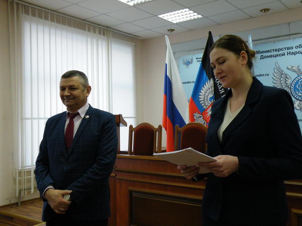 В Министерстве образования и науки ДНР поздравили коллектив ДонНУ с успешным прохождением государственной аккредитации в Российской Федерации