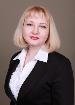 Коллектив ДонГУ поздравляет с 55-летием заведующую учебной лабораторией Светлану Кашубу