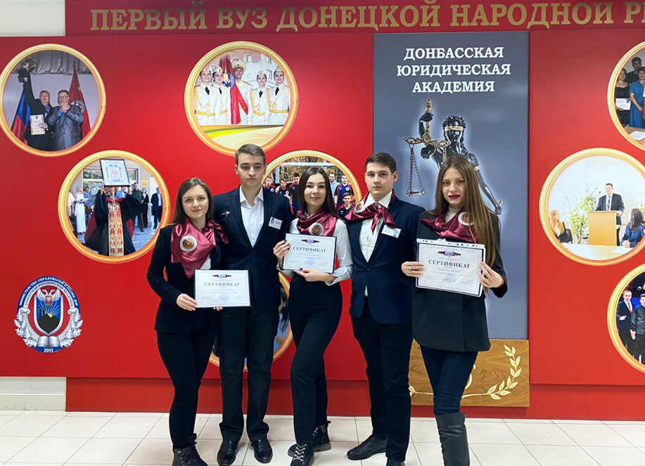 Команда студентов-юристов признана одной из лучших по результатам республиканской интеллектуальной игры «Дебаты»